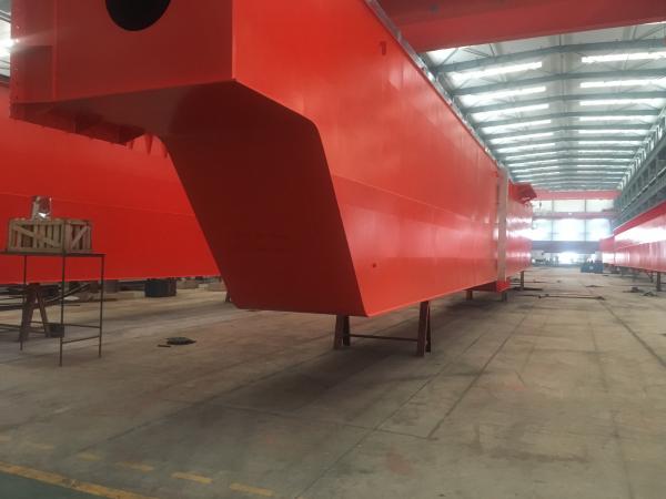 遼寧華原重型裝備有限公司一批大跨度大噸位起重機緊張有序制造中
